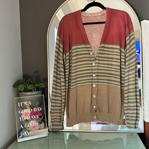 Szen Reversible V-Neck Cardigan Sweater